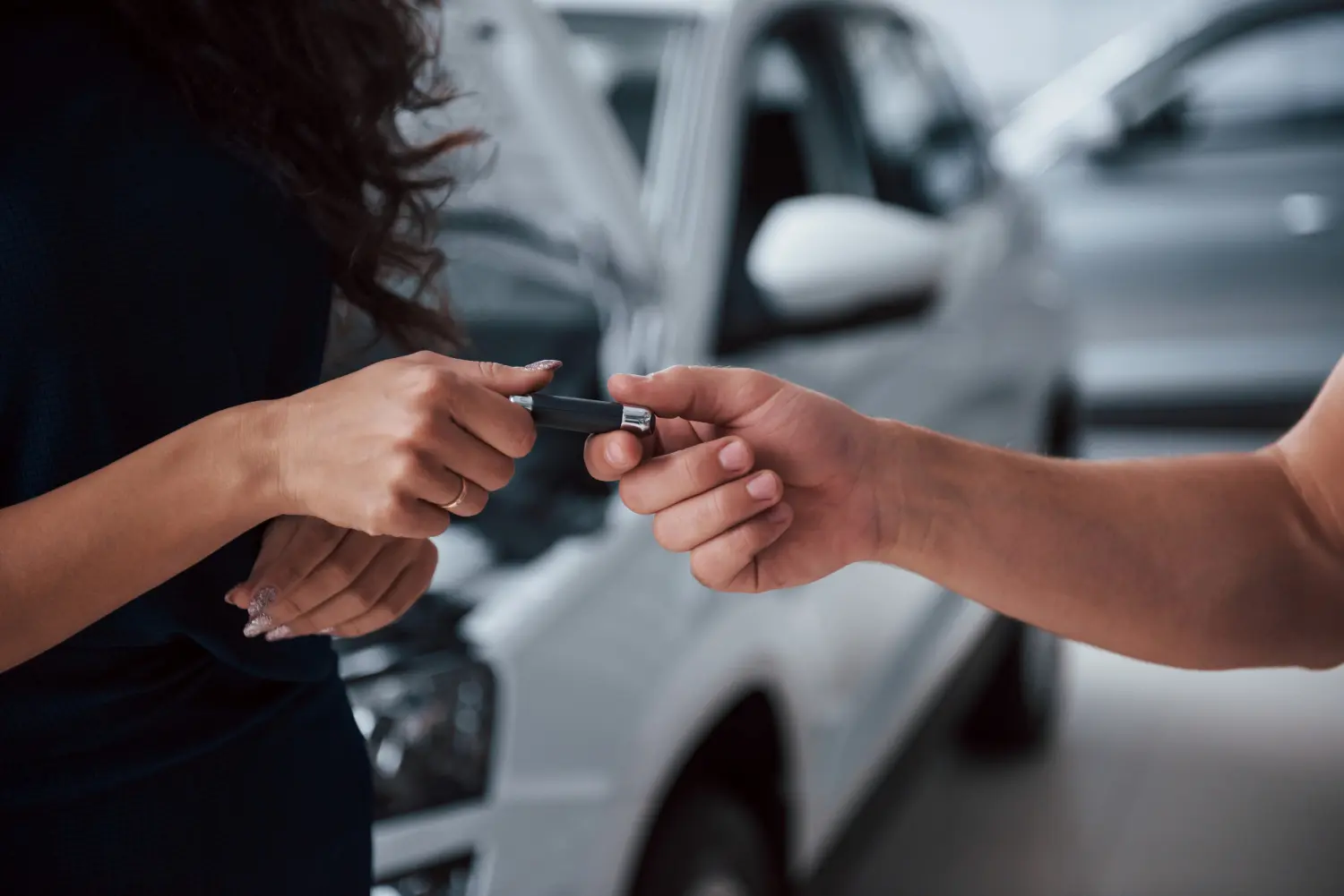 Leilões de Veículos: o que saber antes de arrematar seu carro